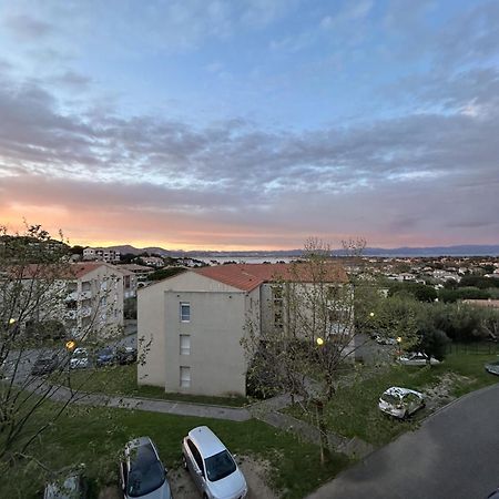 Apartamento Superbe Duplex Refait A Neuf ! Hyères Exterior foto